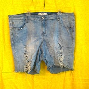 Torrid Denim Shorts size 24